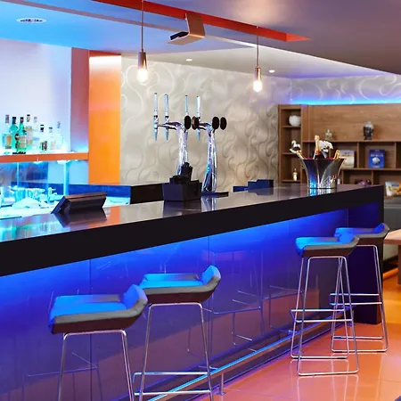 Novotel London Waterloo-3